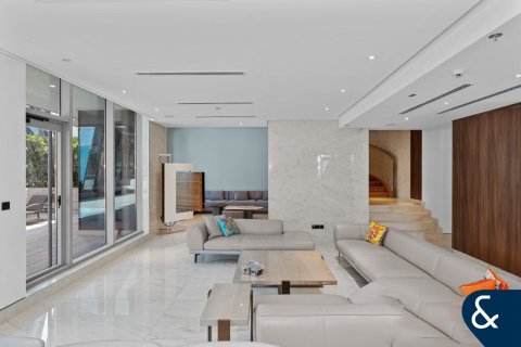 Apartment in Business Bay, Dubai 3 bedrooms, 484 sq.m. № 76546 - photo 12