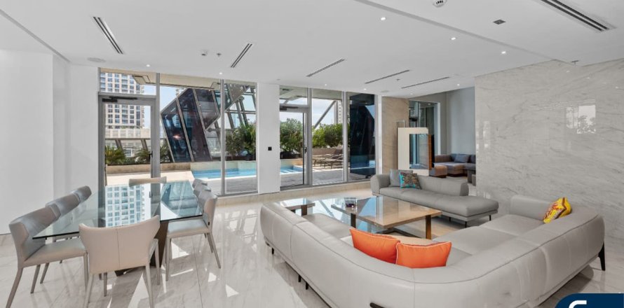 Apartment in Business Bay, Dubai 3 bedrooms, 484 sq.m. № 76546