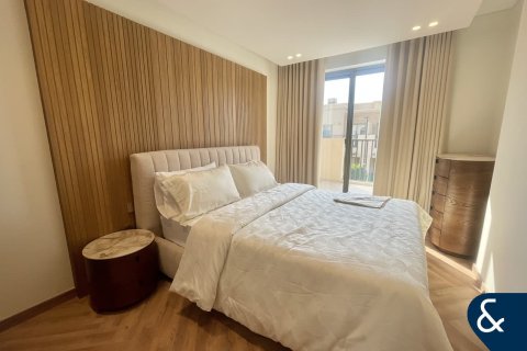 Villa in Jumeirah Golf Estates, Dubai 3 bedrooms, 162 sq.m. № 76535 - photo 13