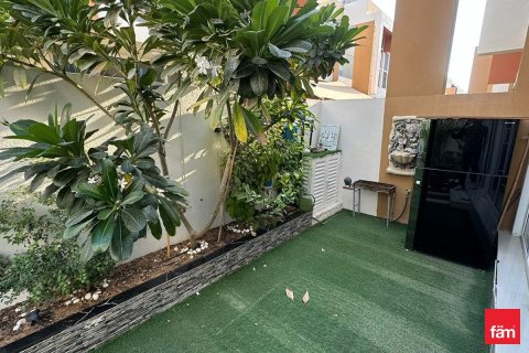 Adosado en Dubai, 3 dormitorios, 167.4 m², № 83543 - foto 6