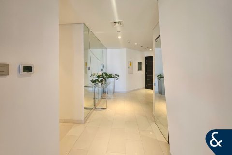 Apartment in Dubai Marina, Dubai 2 bedrooms, 142 sq.m. № 99202 - photo 7