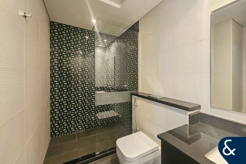 Apartment in Dubai Marina, Dubai 2 bedrooms, 142 sq.m. № 99202 - photo 11