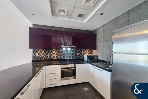 Apartment in Dubai Marina, Dubai 2 bedrooms, 142 sq.m. № 99202 - photo 5