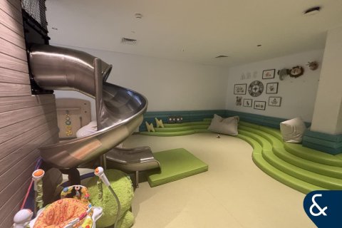 Apartment in Jumeirah Village Circle, Dubai 2 bedrooms, 115 sq.m. № 99188 - photo 18