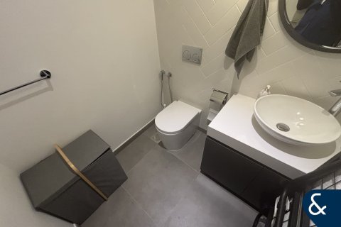 Apartment in Jumeirah Village Circle, Dubai 2 bedrooms, 115 sq.m. № 99188 - photo 14