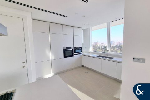 Apartment in SEVENTH HEAVEN in Al Barari, Dubai 3 bedrooms, 346 sq.m. № 99200 - photo 7