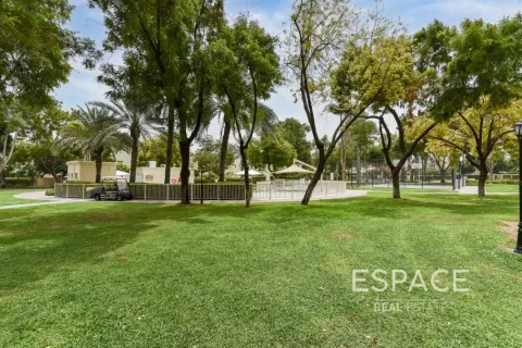 Villa en The Springs, Dubai, 3 dormitorios, 237 m², № 61930 - foto 18