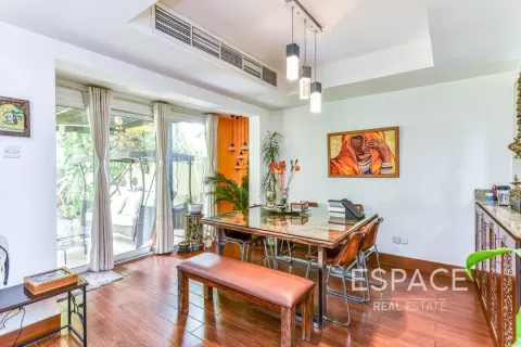 Villa en The Springs, Dubai, 3 dormitorios, 237 m², № 61930 - foto 3