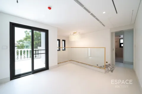 Villa en Jumeirah Village Triangle, Dubai, 5 dormitorios, 398 m², № 61934 - foto 8