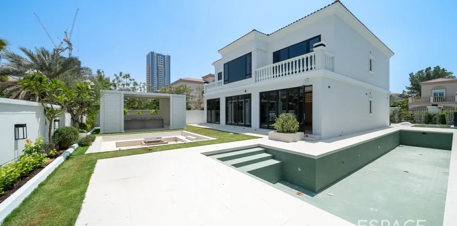 Villa en Jumeirah Village Triangle, Dubai, 5 dormitorios, 398 m², № 61934