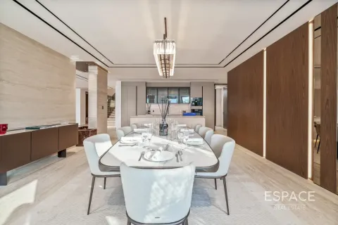 Villa in Palm Jumeirah, Dubai 5 bedrooms, 594 sq.m. № 61931 - photo 5