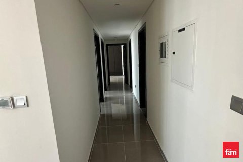 Apartamento en Business Bay, Dubai, 2 dormitorios, 135.2 m², № 83478 - foto 7