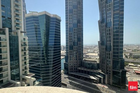 Apartamento en Business Bay, Dubai, 2 dormitorios, 135.2 m², № 83478 - foto 11