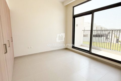 Townhouse in The Pulse, Dubai South (Dubai World Central), Dubai 4 bedrooms, 322 sq.m. № 73854 - photo 2