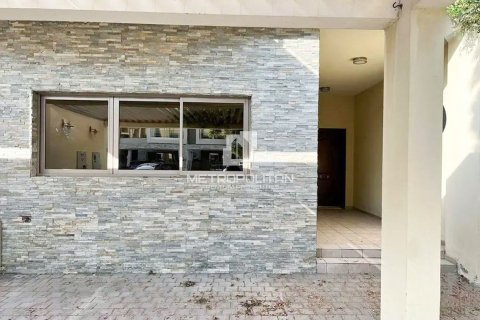 Снять в аренду таунхаус в Meydan, Дубай: 3 спальни, 235м², № 73902 - фото 8