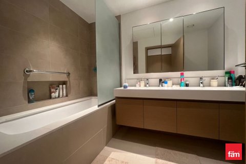 Apartment in Dubai 3 bedrooms, 151.1 sq.m. № 95625 - photo 4