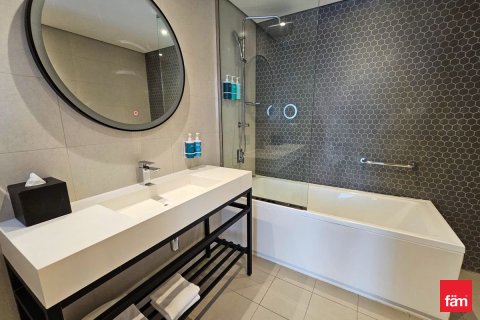 Apartamento en Dubai, 1 dormitorio, 62.8 m², № 97734 - foto 11