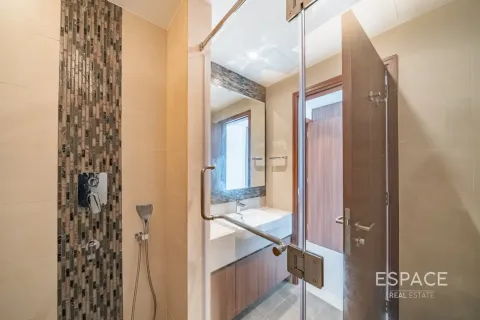 Apartment in IMPERIAL AVENUE in Downtown Dubai (Downtown Burj Dubai), Dubai 2 bedrooms, 122 sq.m. № 62909 - photo 12