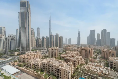 Купить квартиру в Даунтаун Дубай (Даунтаун Бурдж Дубай), Дубай: 2 спальни, 122м², № 62909 - фото 20