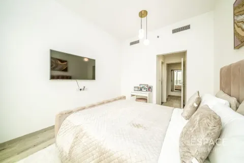 Apartment in Jumeirah Village Circle, Dubai 2 bedrooms, 106 sq.m. № 62908 - photo 6