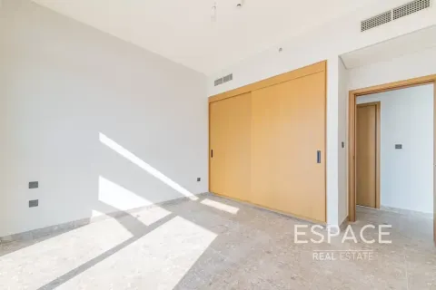 Apartamento en GOLF SUITES en Dubai Hills Estate, Dubai, 1 dormitorio, 73 m², № 62906 - foto 9