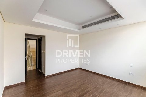 Villa in Meydan, Dubai 4 bedrooms, 290.79 sq.m. № 127049 - photo 15