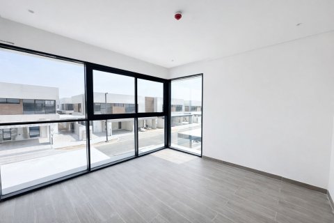 Купить таунхаус в Дубае: 3 спальни, 282м², № 96817 - фото 5