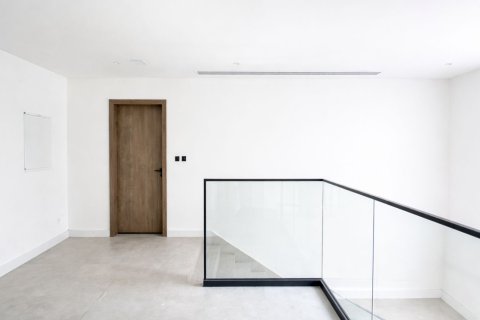 Townhouse in Dubai 3 bedrooms, 282 sq.m. № 96817 - photo 3