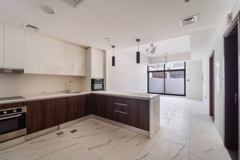 Купить таунхаус в Wadi Al Safa 3, Дубай: 4 спальни, 294м², № 96819 - фото 30