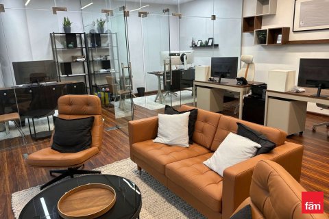 Bureau à Business Bay, Dubai, 48.8 m², № 77876 - photo 5