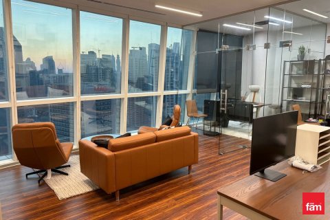 Bureau à Business Bay, Dubai, 48.8 m², № 77876 - photo 1