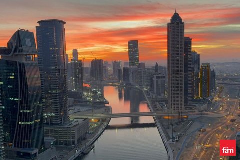 Apartment in Business Bay, Dubai 1 bedroom, 75.3 sq.m. № 115016 - photo 13