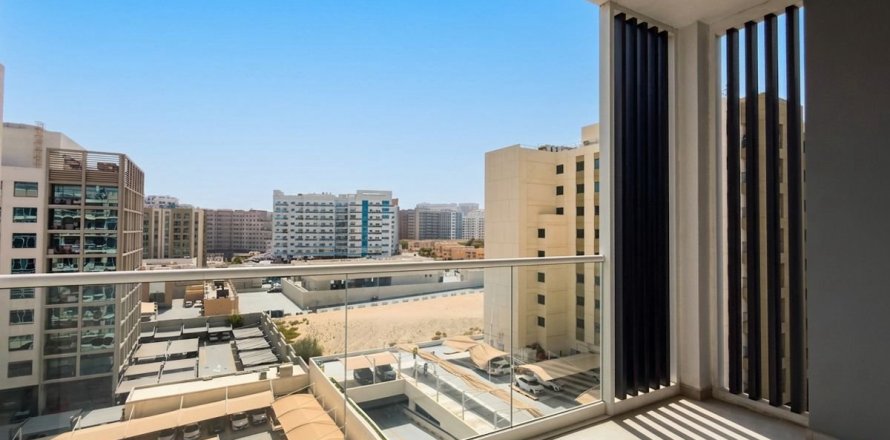 Appartement à Dubai, 2 chambres, 121 m², № 115018