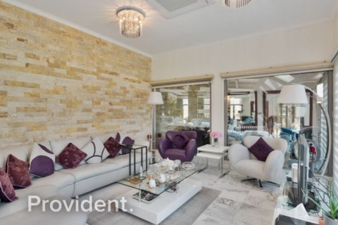 Villa à Palm Jumeirah, Dubai, 6 chambres, 1241.5 m², № 2831 - photo 8