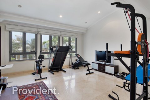 Villa à Palm Jumeirah, Dubai, 6 chambres, 1241.5 m², № 2831 - photo 12
