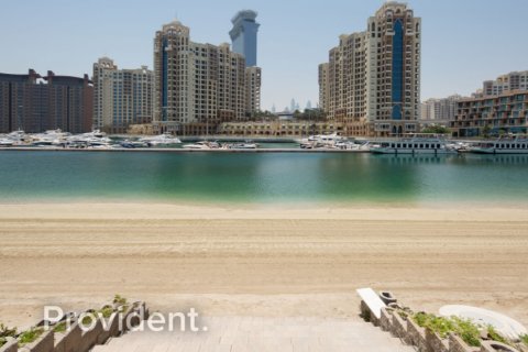 Villa à Palm Jumeirah, Dubai, 6 chambres, 1241.5 m², № 2831 - photo 28