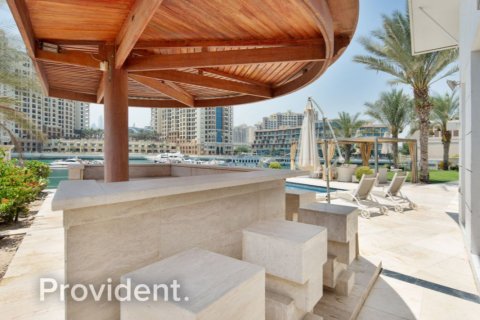 Villa à Palm Jumeirah, Dubai, 6 chambres, 1241.5 m², № 2831 - photo 24