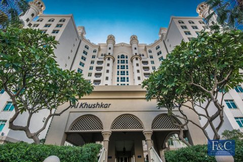 Apartment in Shoreline Apartments, Palm Jumeirah, Dubai 2 bedrooms, 147 sq.m. № 103825 - photo 2