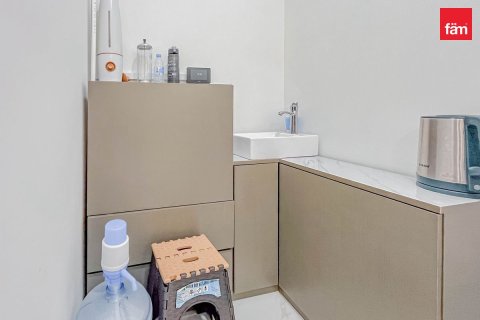 Shop in Business Bay, Dubai 78.3 sq.m. № 8605 - photo 13