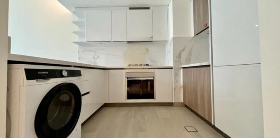 Appartement à Dubai, 2 chambres, 68 m², № 5807