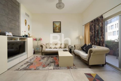 Apartment in Jumeirah Village Triangle, Dubai 2 bedrooms, 154 sq.m. № 24342 - photo 13