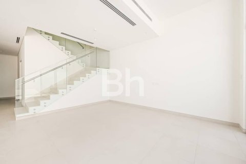 Townhouse in Al Furjan, Dubai 3 bedrooms, 244 sq.m. № 24340 - photo 13