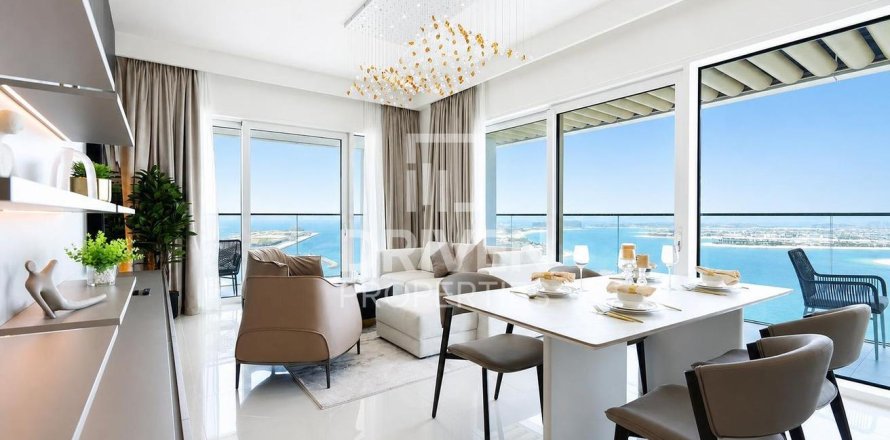 Apartment in EMAAR Beachfront, Dubai Harbour, Dubai 2 bedrooms, 130.06 sq.m. № 128080