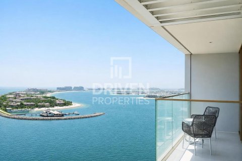 Apartment in EMAAR Beachfront, Dubai Harbour, Dubai 2 bedrooms, 130.06 sq.m. № 128080 - photo 12