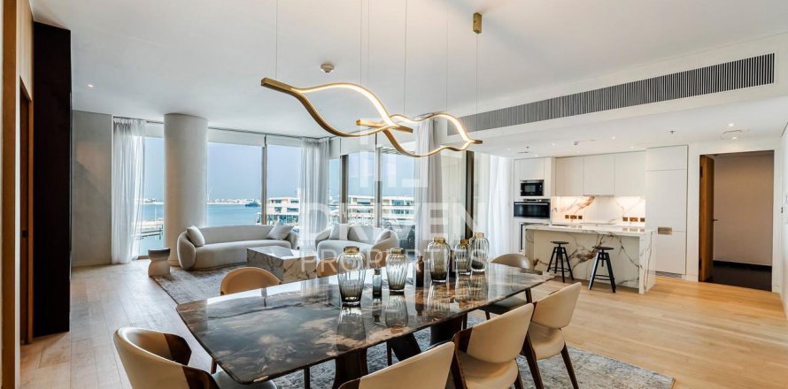 Apartamento en Jumeirah Bay Island, Jumeirah, Dubai, 3 dormitorios, 250.65 m², № 127913