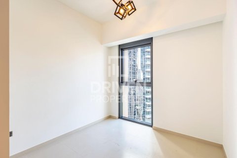 Apartamento en Opera District, Downtown Dubai (Downtown Burj Dubai), Dubai, 3 dormitorios, 140.19 m², № 127919 - foto 11