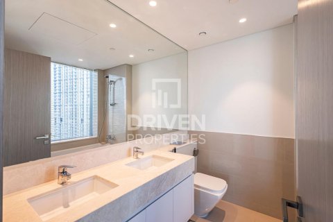 Apartamento en Opera District, Downtown Dubai (Downtown Burj Dubai), Dubai, 3 dormitorios, 140.19 m², № 127919 - foto 18