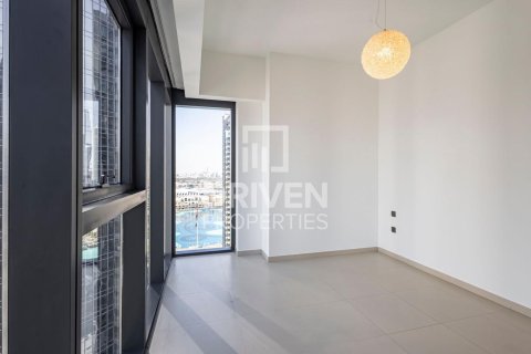 Apartamento en Opera District, Downtown Dubai (Downtown Burj Dubai), Dubai, 3 dormitorios, 140.19 m², № 127919 - foto 12