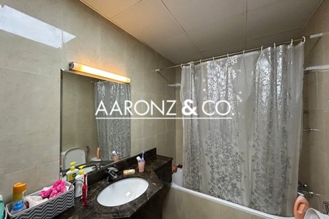 Appartement à Al Furjan, Dubai, 2 chambres, 142.6 m², № 78455 - photo 9