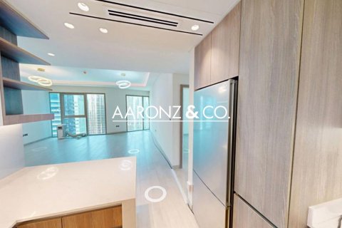 Appartement à Jumeirah Lake Towers, Dubai, 2 chambres, 111.1 m², № 78465 - photo 4